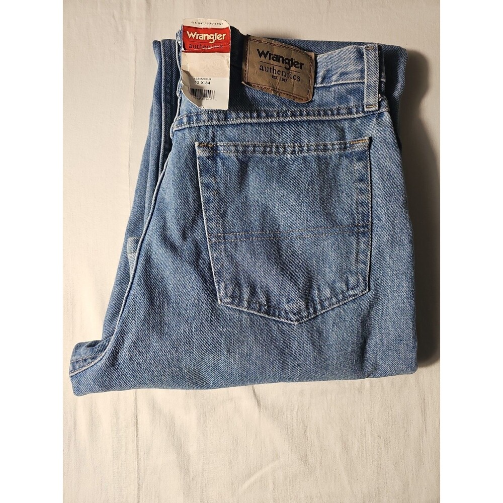 Wrangler Mens Jeans 32x34 Blue Denim Straight Leg Regular Fit 5 Pocket